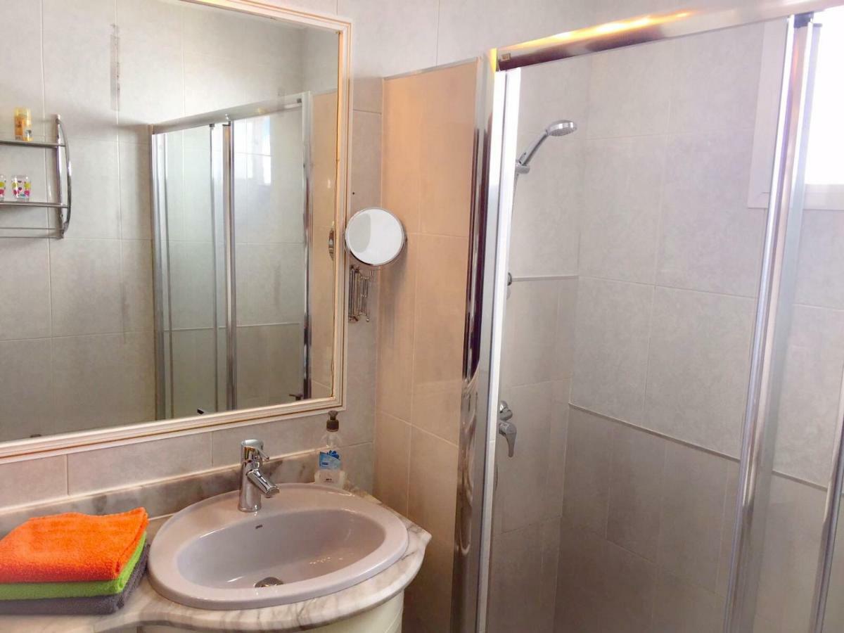 Apartamento Sole Mit Meerblick ปูแอร์โตเดลคาร์เมน ภายนอก รูปภาพ